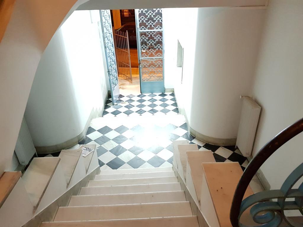 Appartamento Errathens Pine Red And Taupe - Athens Center Esterno foto