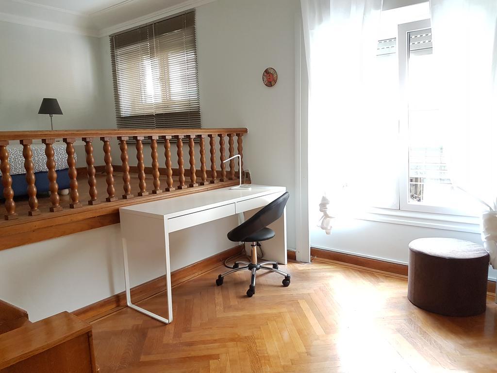 Appartamento Errathens Pine Red And Taupe - Athens Center Esterno foto