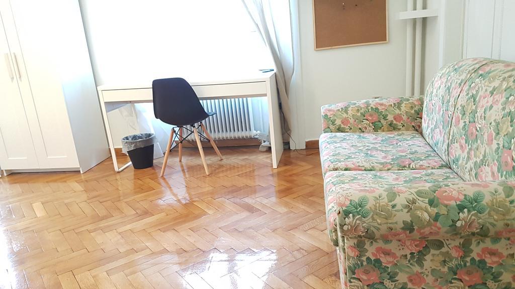 Appartamento Errathens Pine Red And Taupe - Athens Center Esterno foto