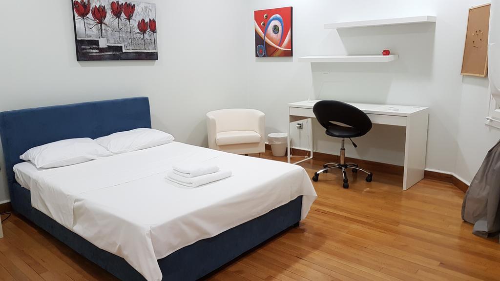 Appartamento Errathens Pine Red And Taupe - Athens Center Esterno foto