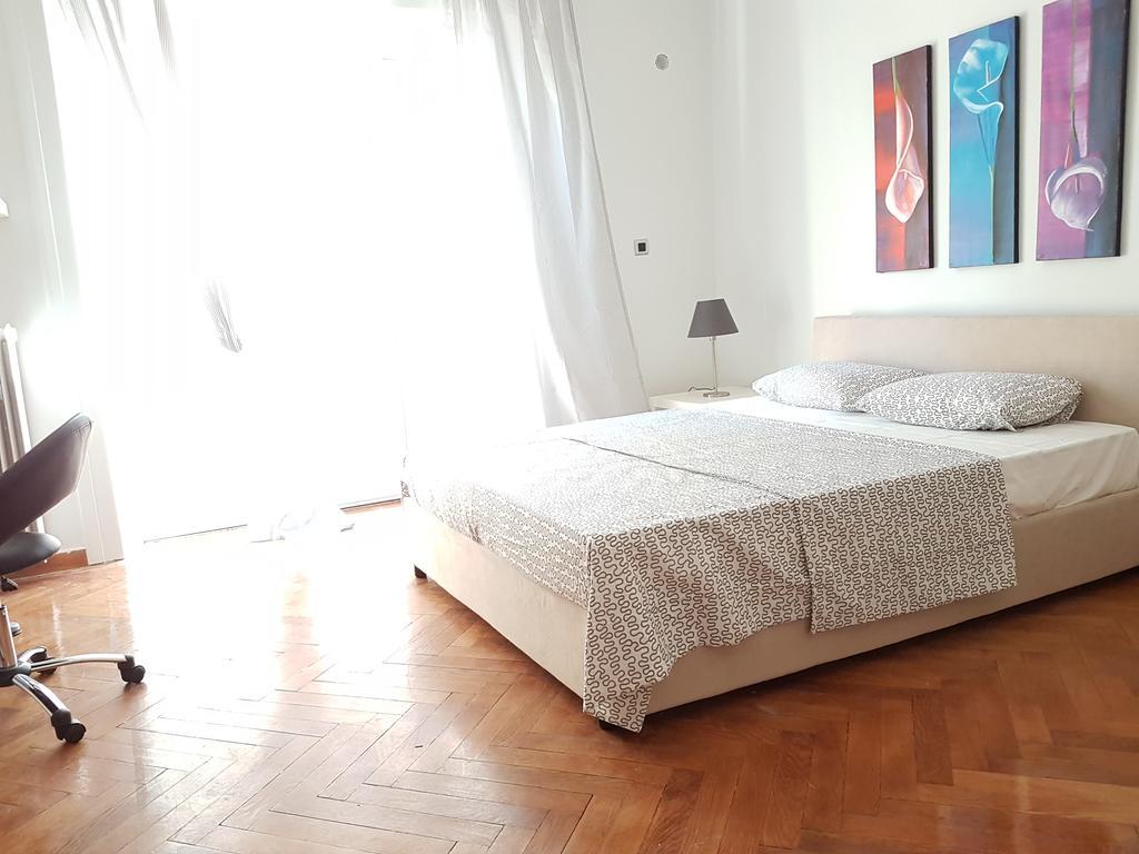 Appartamento Errathens Pine Red And Taupe - Athens Center Esterno foto